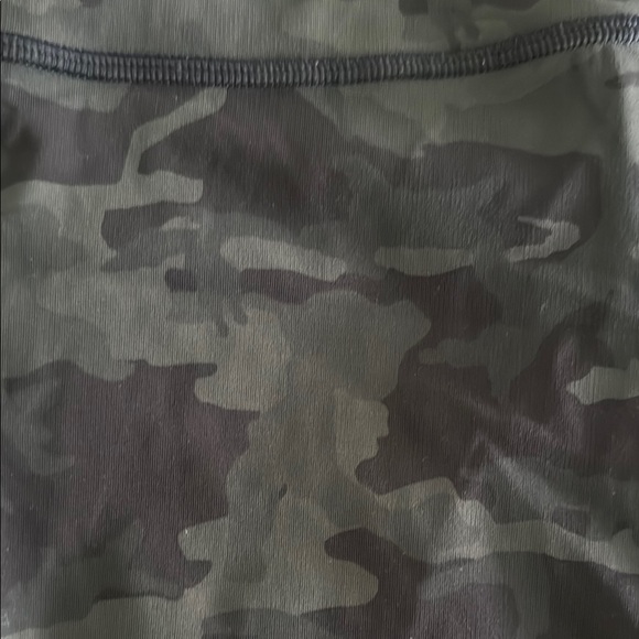Lululemon Athletica Camo Green Leggings High Waist Performance - Picture 3 of 6